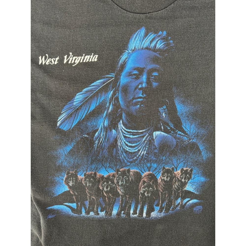 Vintage 90s West Virginia Native American Wolf T-Shirt Size L Single Stitch USA - Picture 4 of 9